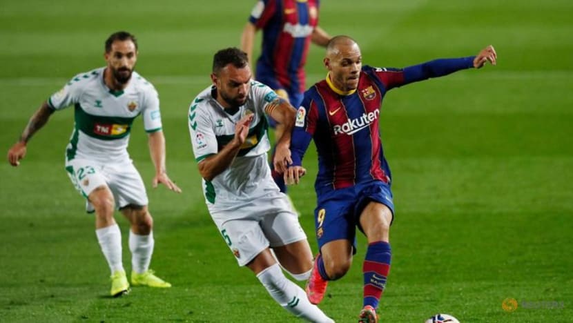 Messi double helps Barca see off Elche Messi double helps Barca see off Elche