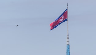 2 remaja di Korea Utara dikenakan hukuman mati kerana tonton drama Korea Selatan