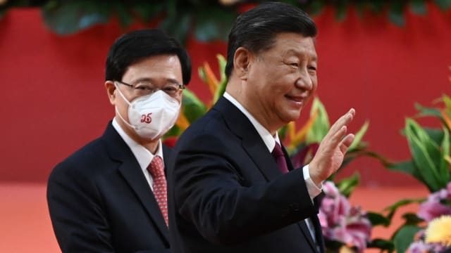 中共二十大闭幕通过修正案 坚决维护习近平中央核心地位