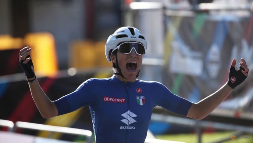 Italy's Balsamo pips Vos to win road race world title Italy's Balsamo pips Vos to win road race world title