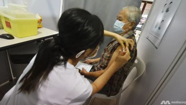 莫德纳二价疫苗接种首日 已有逾4000人自愿接种