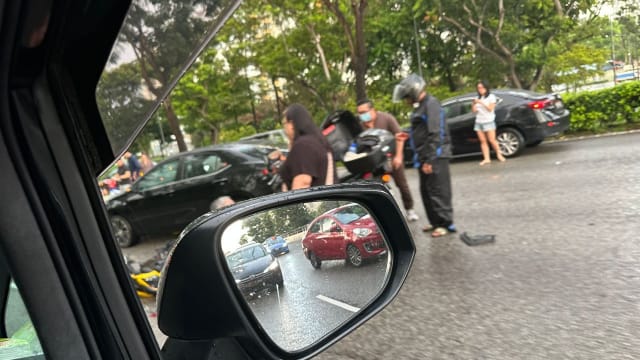 CTE车祸导致四名骑士送院 两名司机正在助查