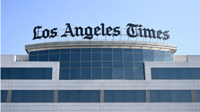 美国《洛杉矶时报》宣布大裁员 报社记者集体罢工