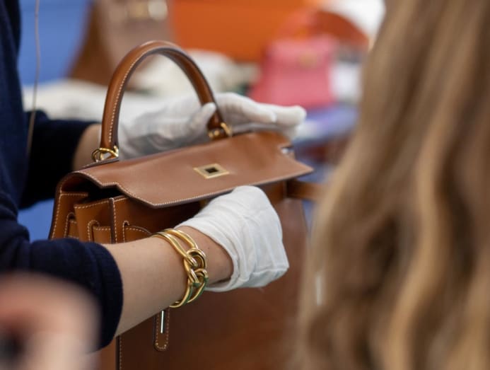 Vestiaire collective fake best sale bag
