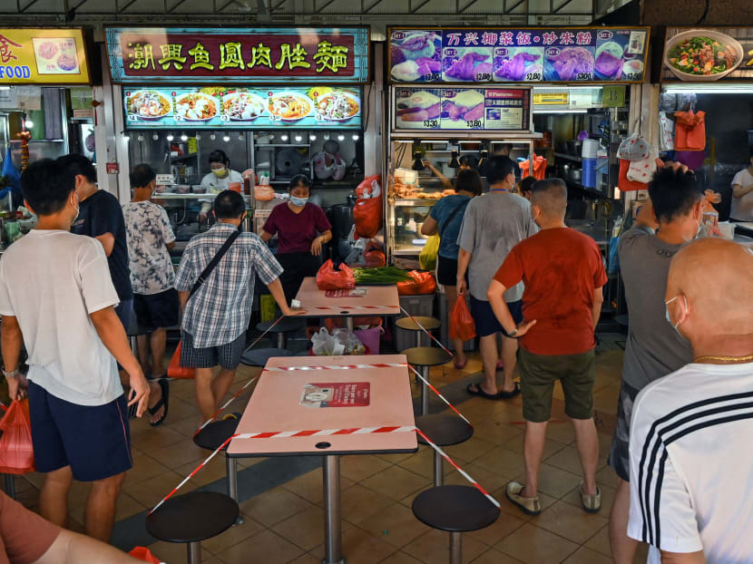 'Selective' checks on Covid-19 vaccination status to be conducted at hawker centres, coffee shops