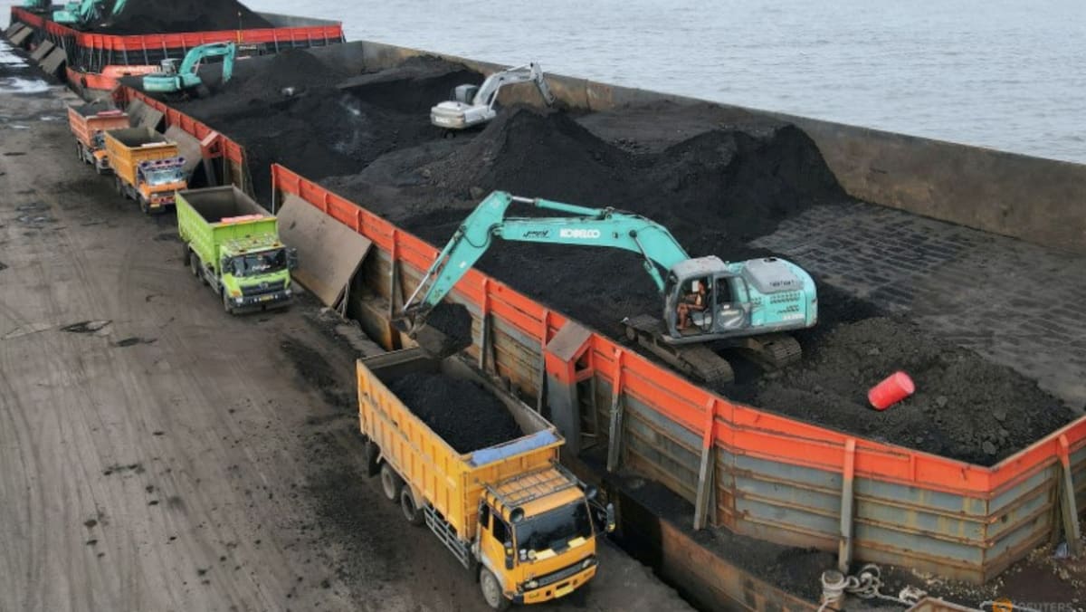 Indonesia meluncurkan mekanisme perdagangan karbon untuk pembangkit listrik tenaga batu bara