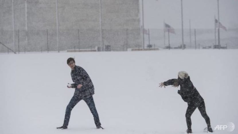 US man shoots kids throwing snowballs at cars US man shoots kids throwing snowballs at cars