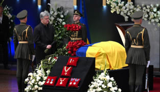 Ukraine mourns first president Leonid Kravchuk