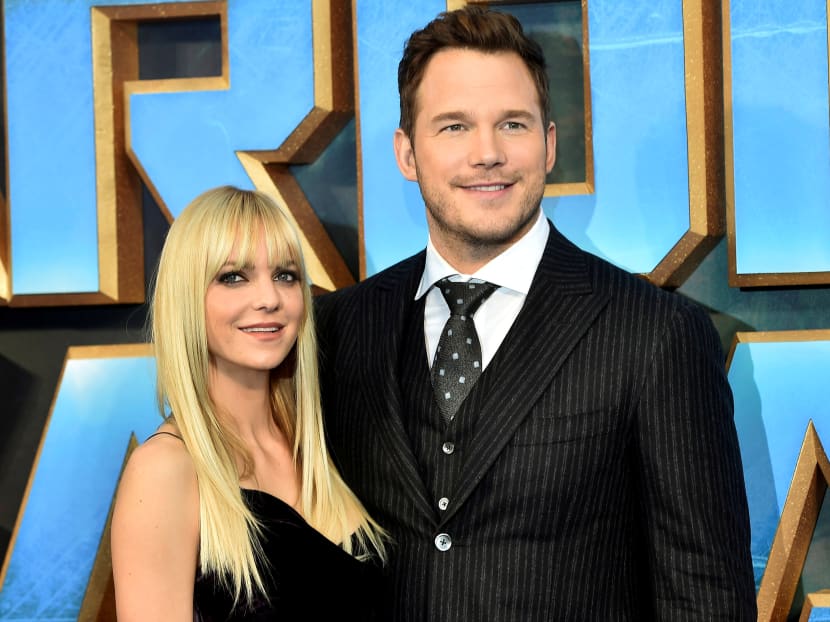 Chris Pratt (R) poses with his wife Anna Faris as they attend a premiere of the film "Guardians of the galaxy, Vol. 2" in London April 24, 2017. Photo: Reuters