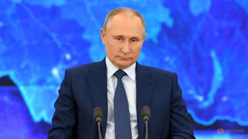 Putin urges better US-Russia ties, then vilifies West Putin urges better US-Russia ties, then vilifies West