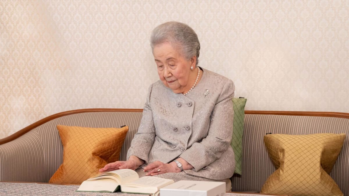 Japan’s Princess Mikasa, great aunt to emperor, dies aged 101 Japan’s Princess Mikasa, great aunt to emperor, dies aged 101