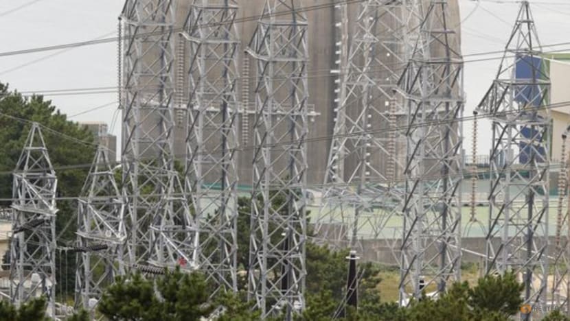 Japan's K Line, KEPCO to study liquefied CO2 shipping options Japan's K Line, KEPCO to study liquefied CO2 shipping options