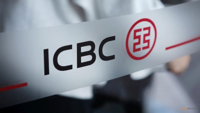Three of China's top banks post robust H1 profits, bad loans fall Three of China's top banks post robust H1 profits, bad loans fall