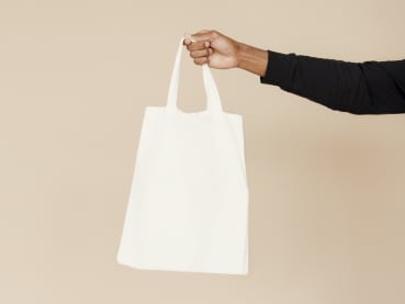 Commentary: A tote bag sounds like the eco-friendly option – but it isn’t always