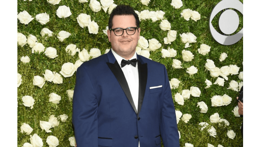 Josh Gad to produce The Hunchback of Notre Dame remake