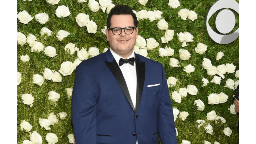 Josh Gad to produce The Hunchback of Notre Dame remake Josh Gad to produce The Hunchback of Notre Dame remake