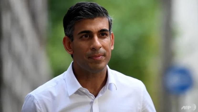PM UK Rishi Sunak didenda kerana gagal pakai tali pinggang keledar PM UK Rishi Sunak didenda kerana gagal pakai tali pinggang keledar