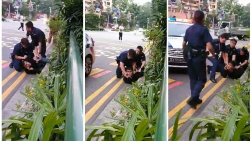 Aliff Aziz ditangkap ganggu ketenteraman awam ketika mabuk di Orchard Road Aliff Aziz ditangkap ganggu ketenteraman awam ketika mabuk di Orchard Road
