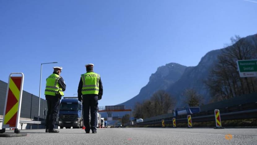 Germany issues travel warnings for ski regions in Austria, Switzerland, Italy Germany issues travel warnings for ski regions in Austria, Switzerland, Italy