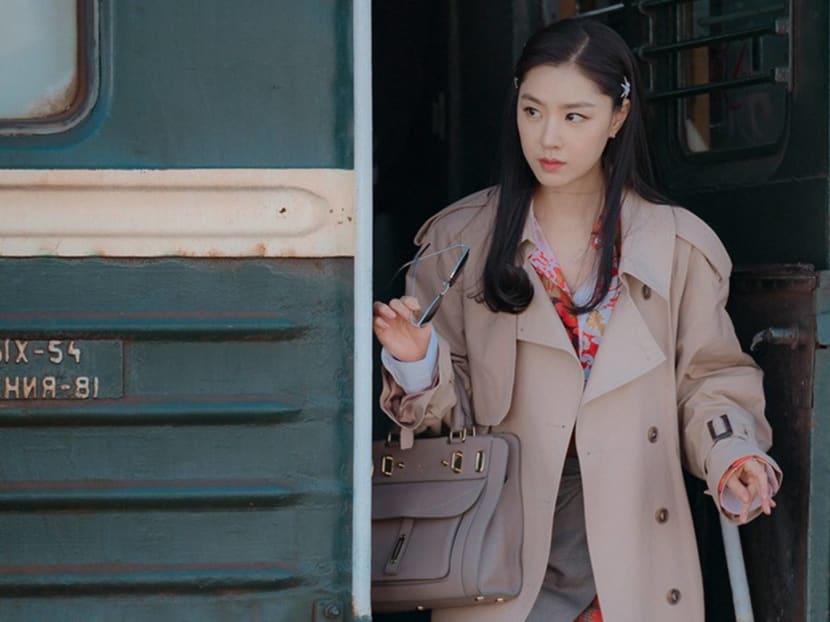 CRASH LANDING ON YOU: Yoon Se-ri vs Seo Dan's Fashion Choices