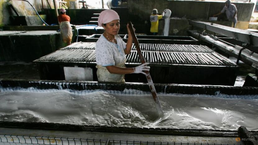 Indonesia's 2021 rubber exports seen flat y/y at 2.45 million T Indonesia's 2021 rubber exports seen flat y/y at 2.45 million T