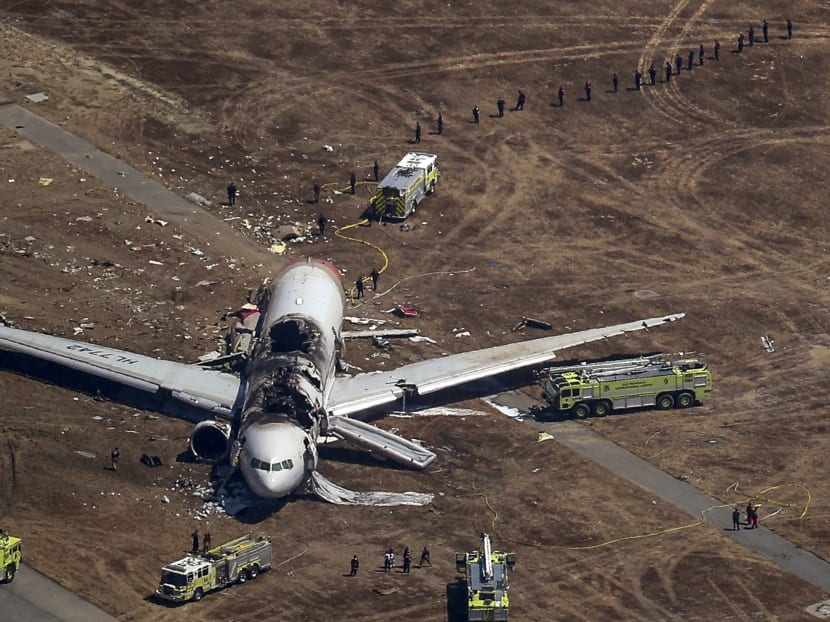 Gallery: Plane with 300 aboard crashes in San Francisco; two dead - TODAY