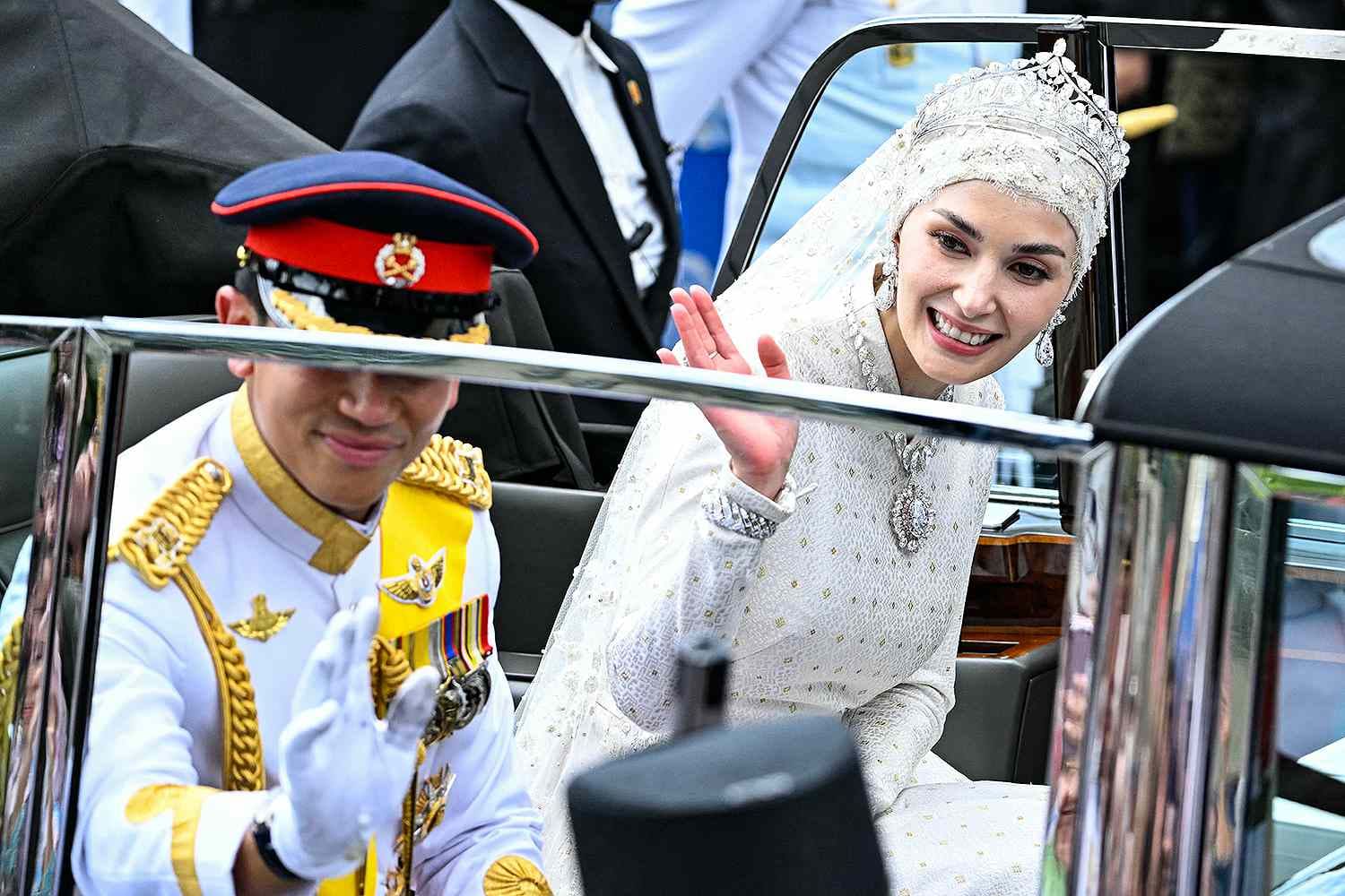 文莱王室婚礼的大珠宝闪亮登场 - 2024年1月18日 北美华人网存档 - 看帖神器