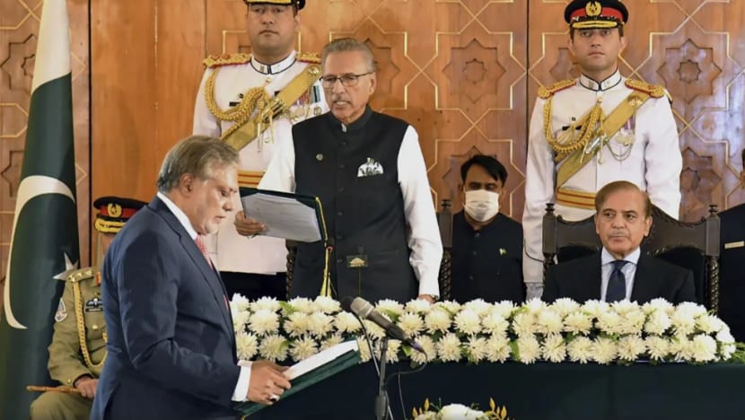 Ishaq Dar dilantik Menteri Kewangan Pakistan buat kali keempat Ishaq Dar dilantik Menteri Kewangan Pakistan buat kali keempat