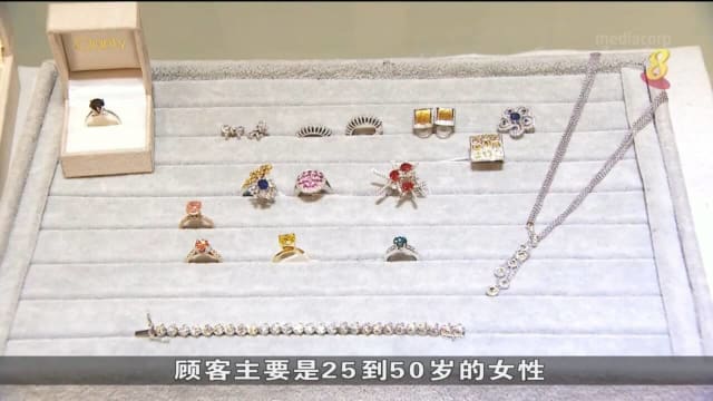 大型晚会复办 礼服租借需求增五成