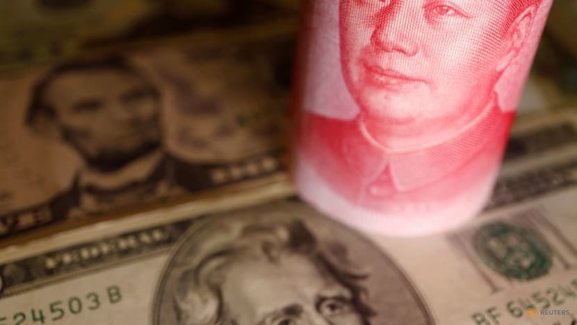 China central bank to cut FX reserve ratio to help limit yuan weakness China central bank to cut FX reserve ratio to help limit yuan weakness