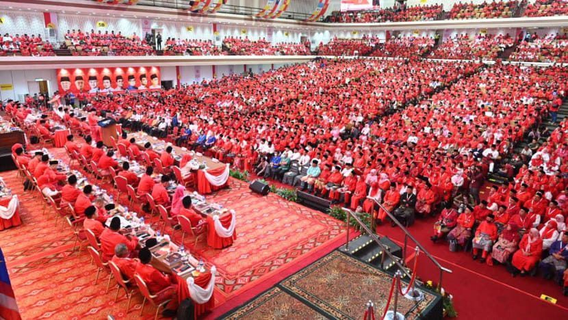 UMNO delegates table motion to leave top 2 posts unchallenged at next party elections UMNO delegates table motion to leave top 2 posts unchallenged at next party elections