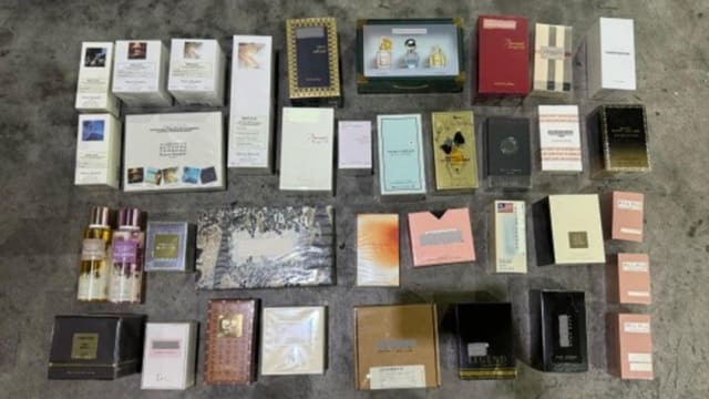 55岁男涉在网上卖冒牌货被逮捕 警方起获逾200万元商品