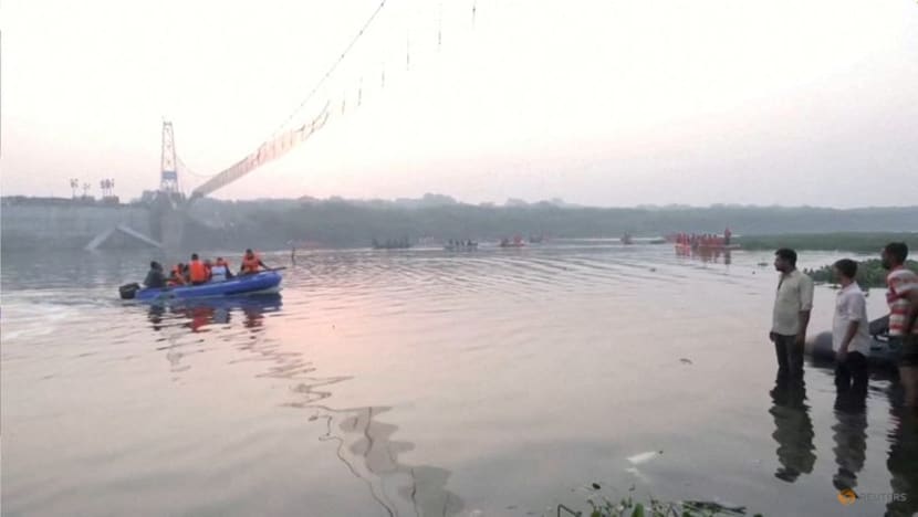 India police charge 10 with homicide over bridge collapse that killed 135 India police charge 10 with homicide over bridge collapse that killed 135