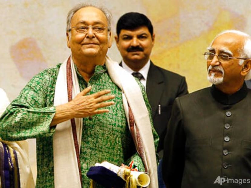 Soumitra Chatterjee, legend of Indian cinema, dies at 85 of coronavirus complications Soumitra Chatterjee, legend of Indian cinema, dies at 85 of coronavirus complications