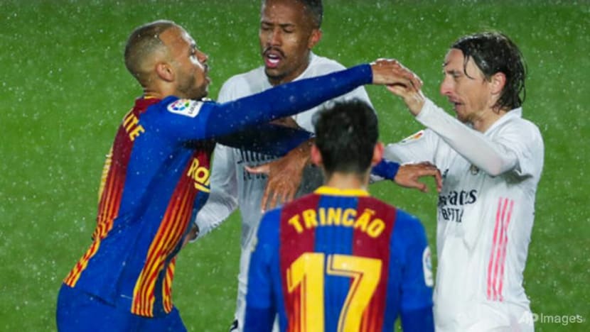 Barcelona pip Real Madrid to become world's most valuable football club: Forbes Barcelona pip Real Madrid to become world's most valuable football club: Forbes