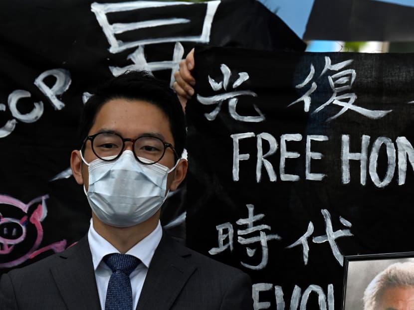 Exiled HK protest leader holds first meeting with UK govt