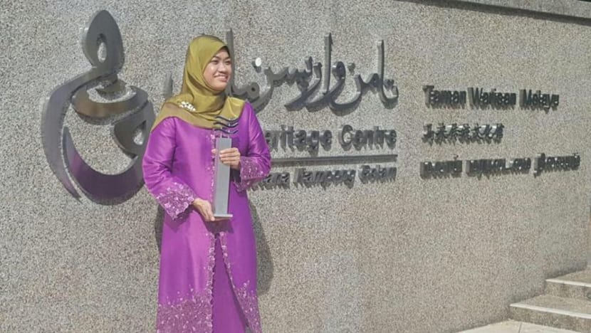 Zuraidah Abdullah wanita ketiga terima Anugerah Jauhari