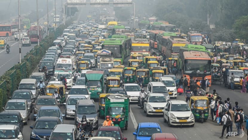 India's pollution control board warns of New Delhi air emergency India's pollution control board warns of New Delhi air emergency