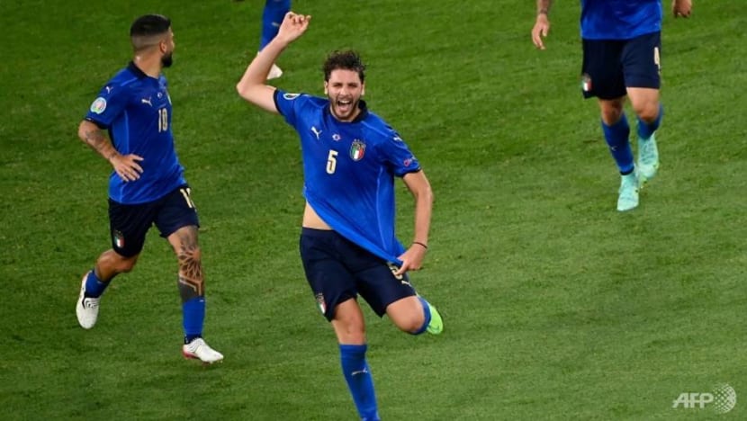 Football: Unexpected Italy hero Locatelli leaves Mancini with welcome conundrum Football: Unexpected Italy hero Locatelli leaves Mancini with welcome conundrum
