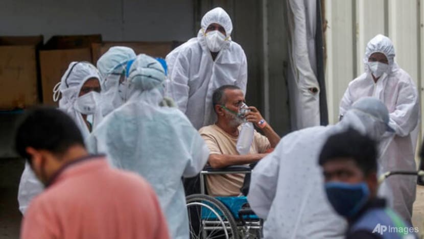 India records more than 300,000 new COVID-19 cases for 6th consecutive day India records more than 300,000 new COVID-19 cases for 6th consecutive day