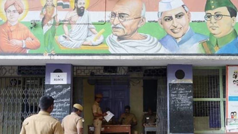 Rakyat India keluar mengundi dalam fasa kedua pilihan raya