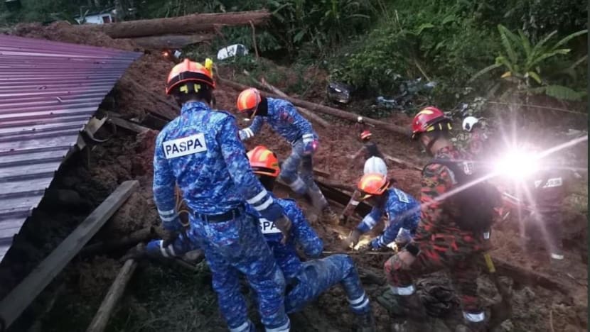 Live updates: Search and rescue operation at landslide near Genting Highlands Live updates: Search and rescue operation at landslide near Genting Highlands