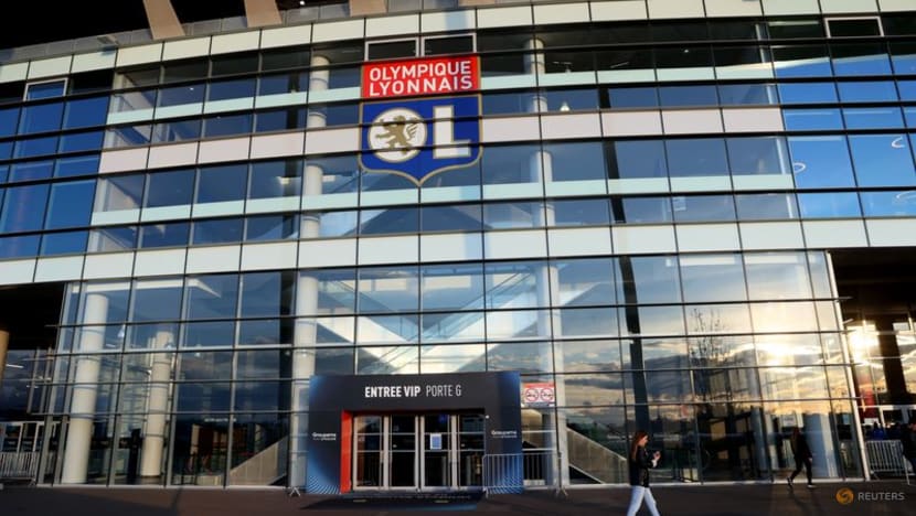 Lyon confirm takeover talks with US businessman Textor Lyon confirm takeover talks with US businessman Textor
