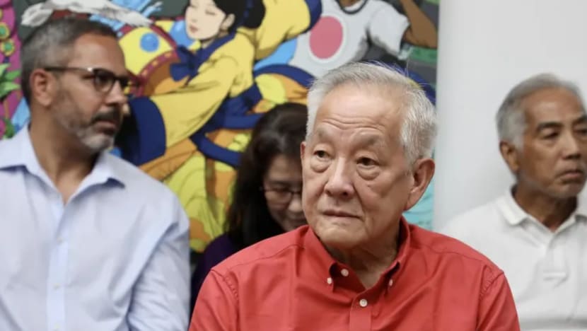 Pilihan Raya Presiden SG 2023: Ng Kok Song mengaku kalah kepada Tharman susuli 'keputusan jelas' dalam kiraan undi sampel
