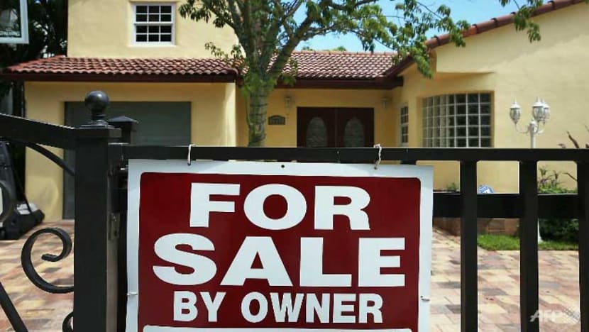 US existing home sales drop more than expected in September US existing home sales drop more than expected in September