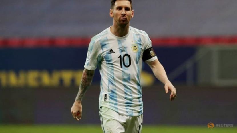 Soccer-Messi seeks international title as Argentina fans ask: If not now, when? Soccer-Messi seeks international title as Argentina fans ask: If not now, when?