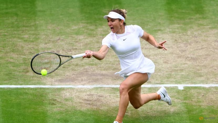 Halep demolishes Anisimova to reach Wimbledon semi-finals