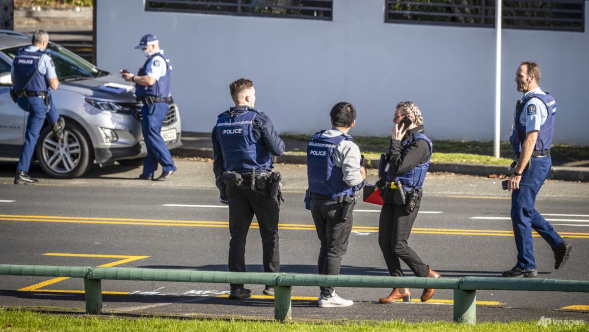 4 people wounded by man on stabbing rampage in New Zealand