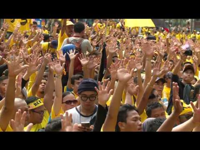 Thousands demonstrate against Malaysia PM