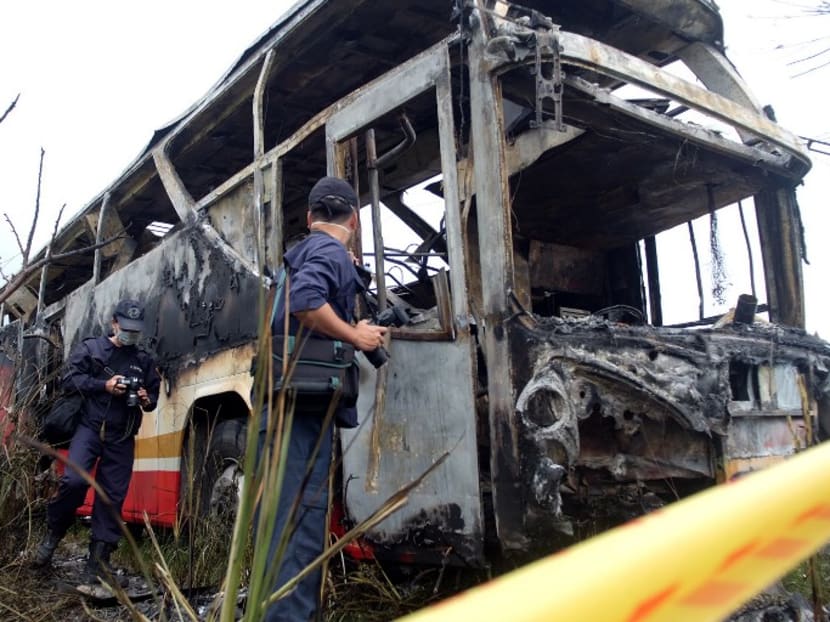 Gallery: Taiwan bus crash kills all 26 mainland Chinese tourists aboard